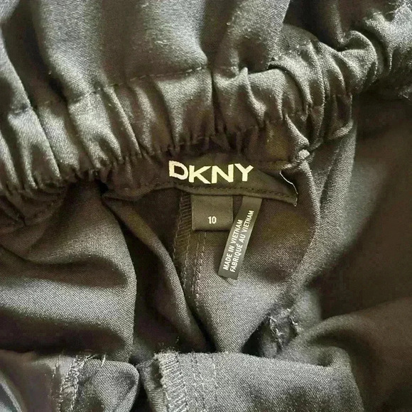 NWT DKNY Black Pants with Tie, Elastic Waist Women’s size 10 - Picture 9 of 10